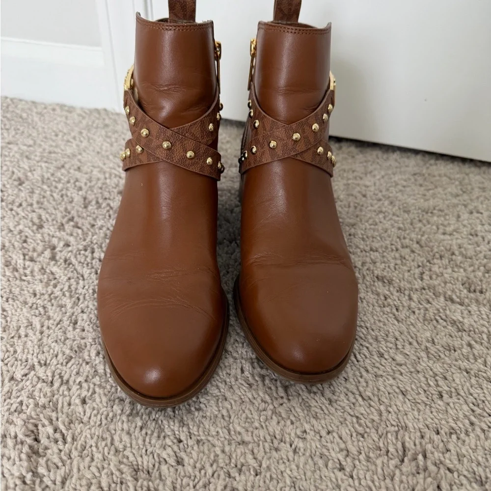 Michael Kors Brown Ankle Boots with Gold Details - Picture 2 of 3